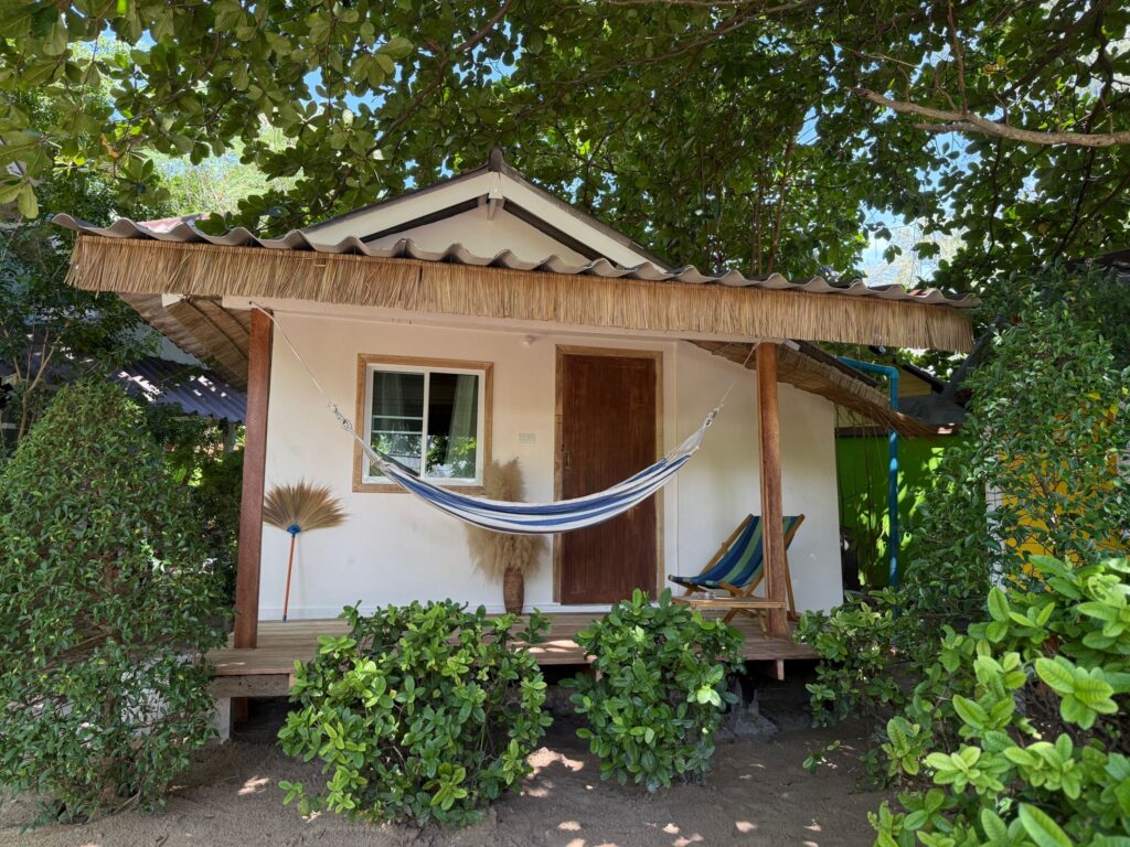 Beachfront bungalow at Colorful Hut Koh Phangan