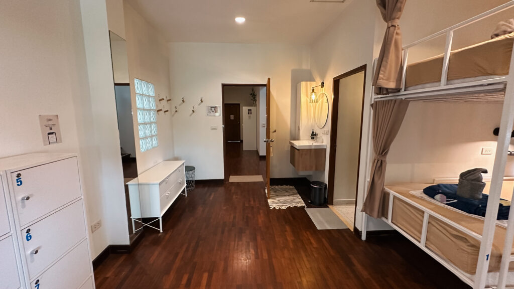 Room at Blessings yoga hostel Koh Phangan