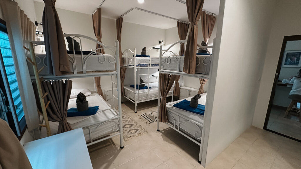 Room at Blessings yoga hostel Koh Phangan