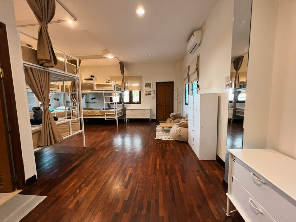 Room at Blessings yoga hostel Koh Phangan