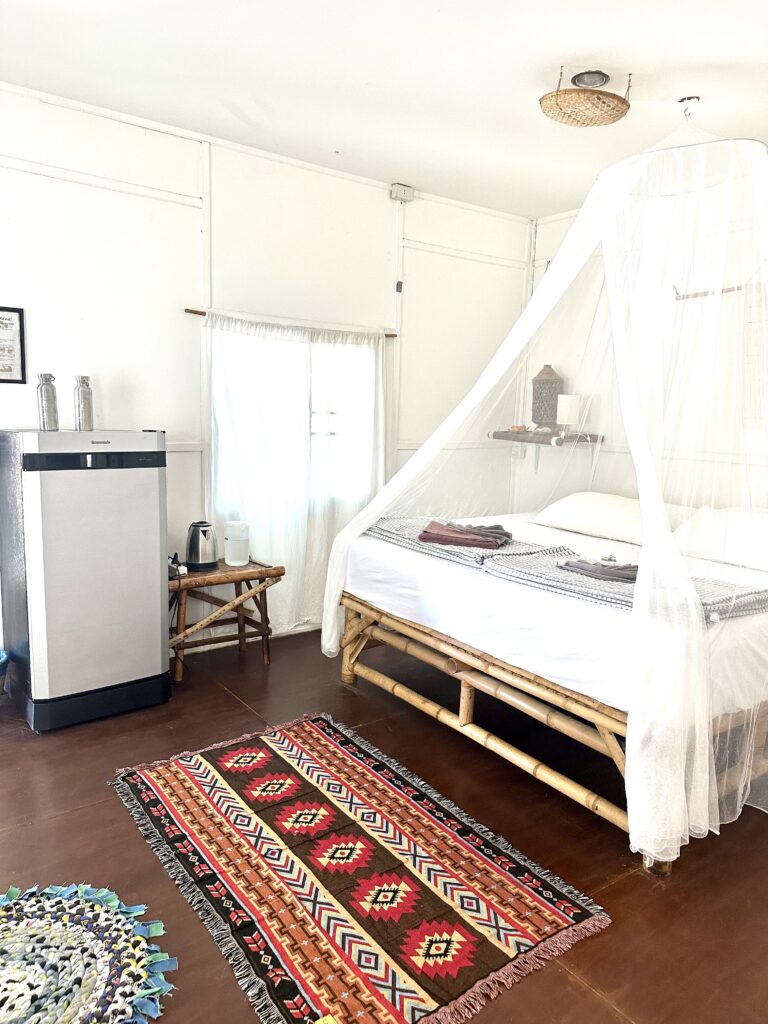 Beachfront bungalow at Colorful Hut Koh Phangan