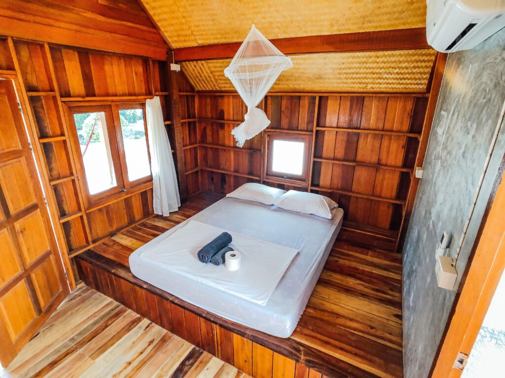 Beachfront bungalow at Colorful Hut Koh Phangan